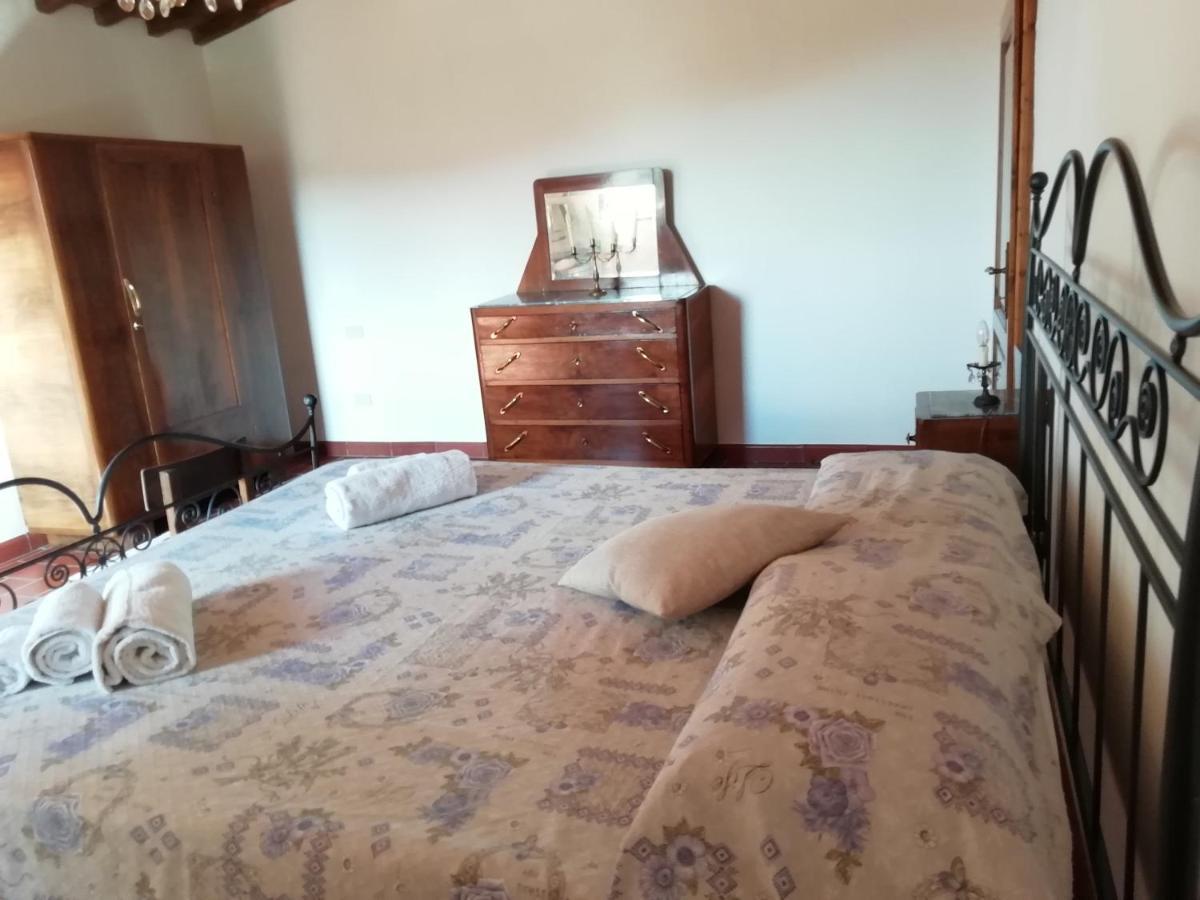 Apartamento Poggio Massiccioli Poggibonsi Exterior foto