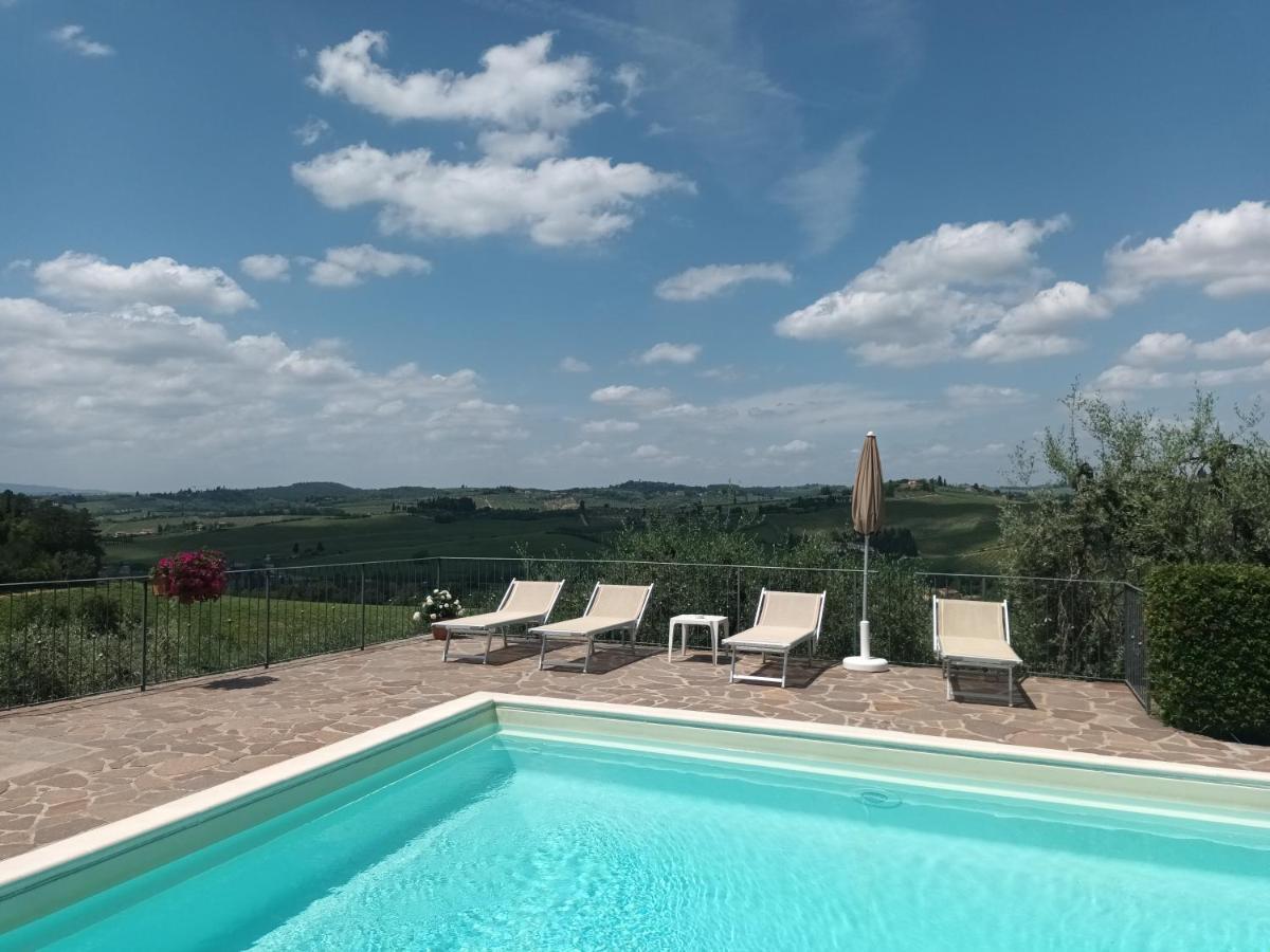 Apartamento Poggio Massiccioli Poggibonsi Exterior foto