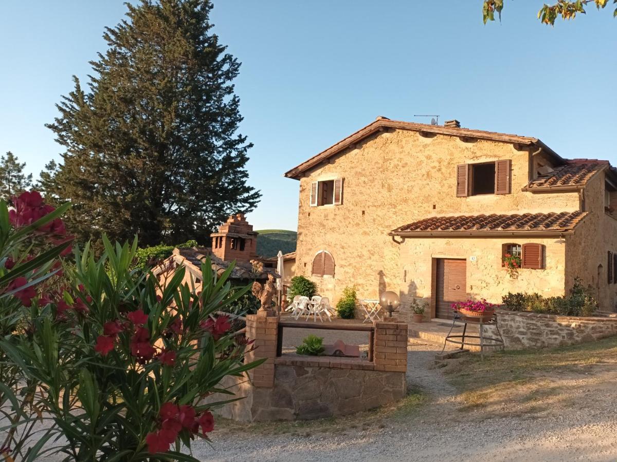 Apartamento Poggio Massiccioli Poggibonsi Exterior foto