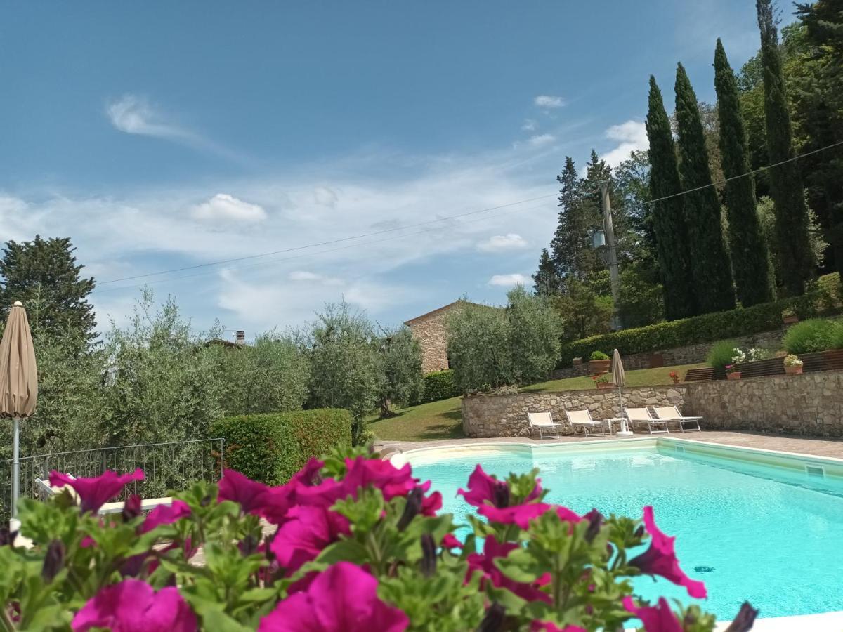 Apartamento Poggio Massiccioli Poggibonsi Exterior foto